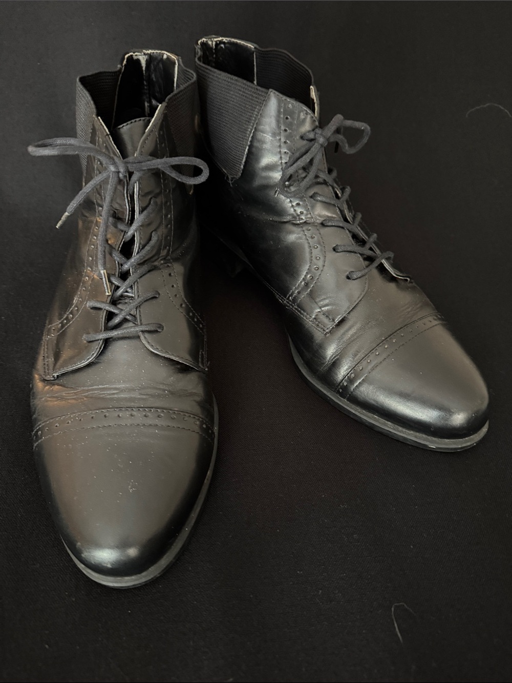 ARIAT Cap Toe Leather Riding Shoes